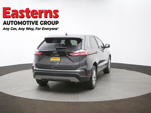 Used 2024 Ford Edge SEL image 39