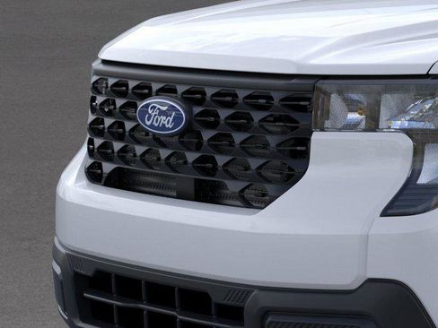 New 2026 Ford Maverick XL image 18