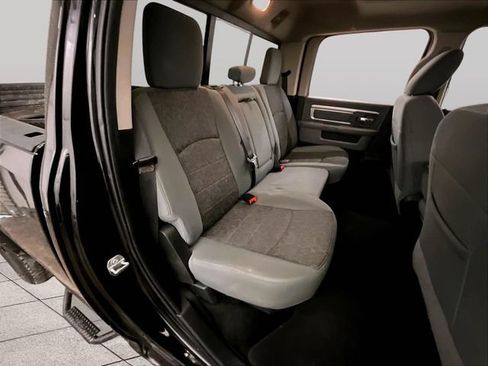 Used 2017 RAM 2500 Big Horn w/ Black Appearance Group AWD/4WD image 27
