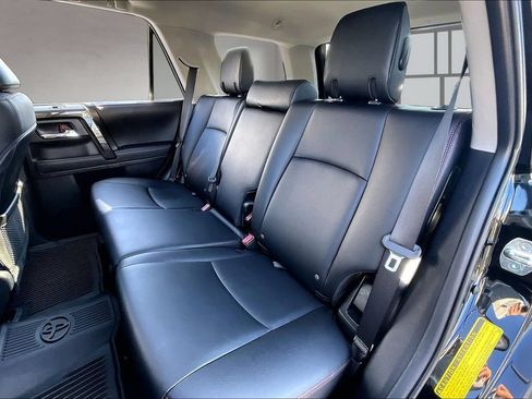 Used 2023 Toyota 4Runner TRD Off-Road Premium w/ Off Road Premium Plus Package AWD/4WD image 26