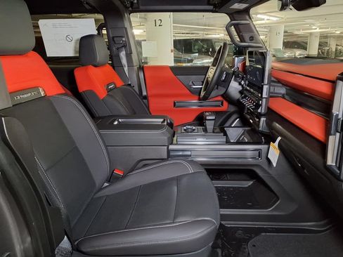 New 2026 GMC Hummer EV 3X w/ Carbon Fiber Edition Package AWD/4WD image 6