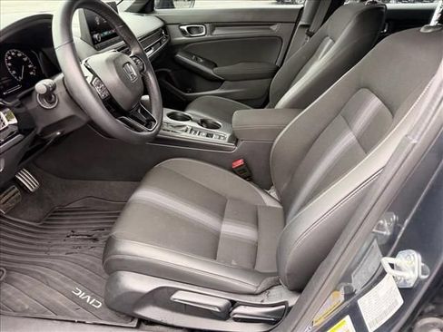 Used 2025 Honda Civic Sport image 8