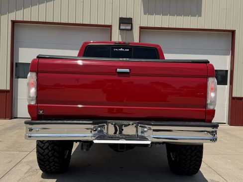 Used 1997 Ford F250 4x4 Regular Cab Heavy Duty image 14