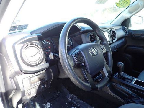 Certified 2018 Toyota Tacoma SR w/ SR Convenience Package image 15