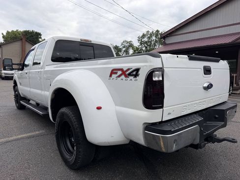 Used 2014 Ford F350 Lariat w/ Lariat Ultimate Package AWD/4WD image 2