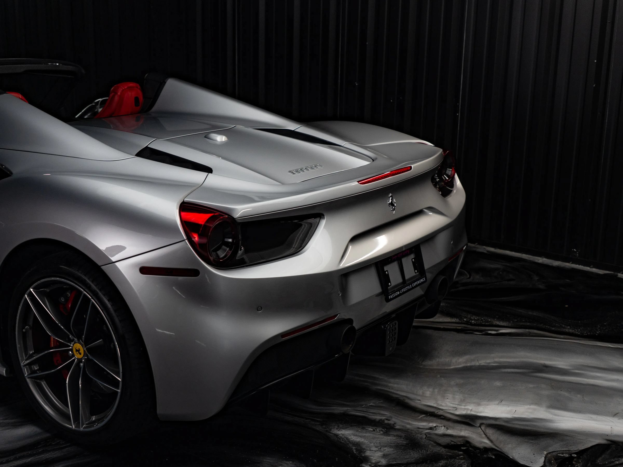Used 2017 Ferrari 488 Spider RWD image 14