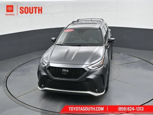 Used 2023 Toyota Highlander XSE AWD/4WD image 53