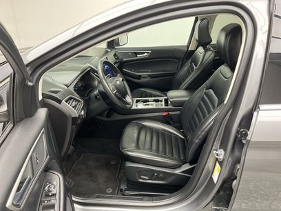 Used 2022 Ford Edge SEL w/ Convenience Package