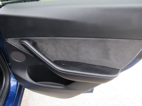 Used 2021 Tesla Model Y Performance AWD/4WD image 30