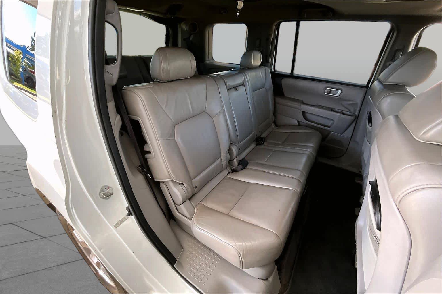 Used 2011 Honda Pilot EX-L image 18