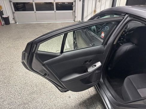 Used 2024 Nissan Sentra SV FWD image 14