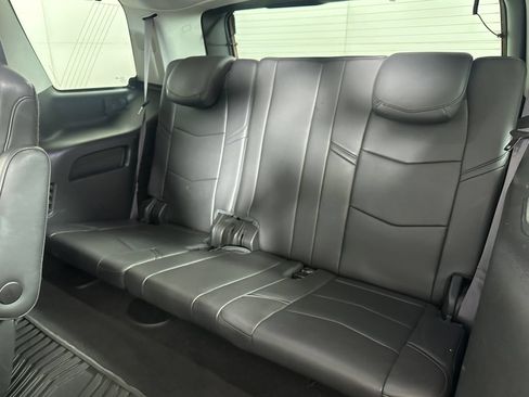 Used 2015 Cadillac Escalade Premium AWD/4WD image 27
