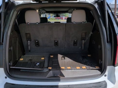 Used 2021 Chevrolet Tahoe Z71 w/ Rear Media and Nav Package AWD/4WD image 44
