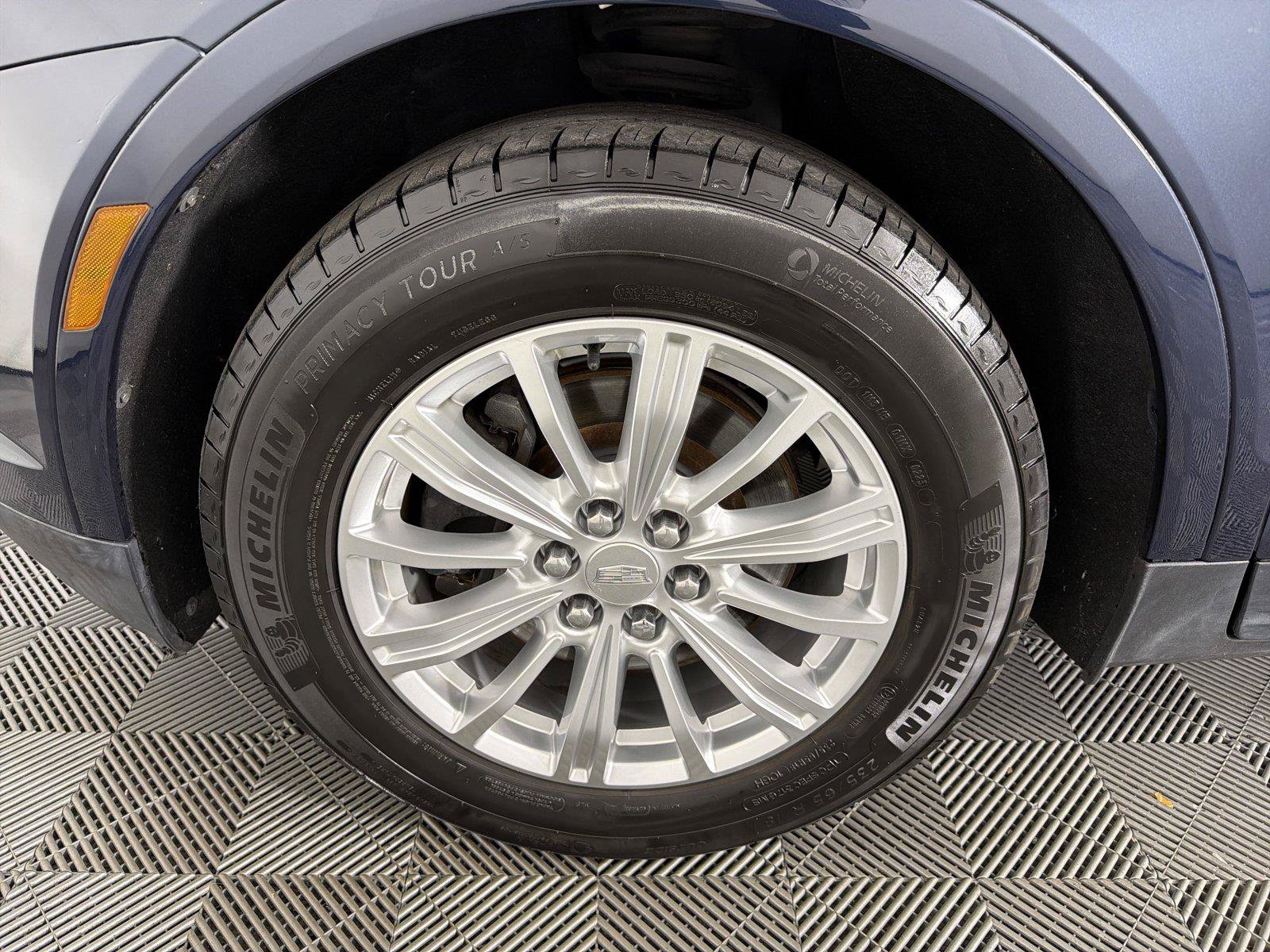 Used 2017 Cadillac XT5 Luxury FWD image 9