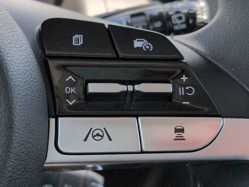 Certified 2024 Hyundai Tucson SE FWD image 24
