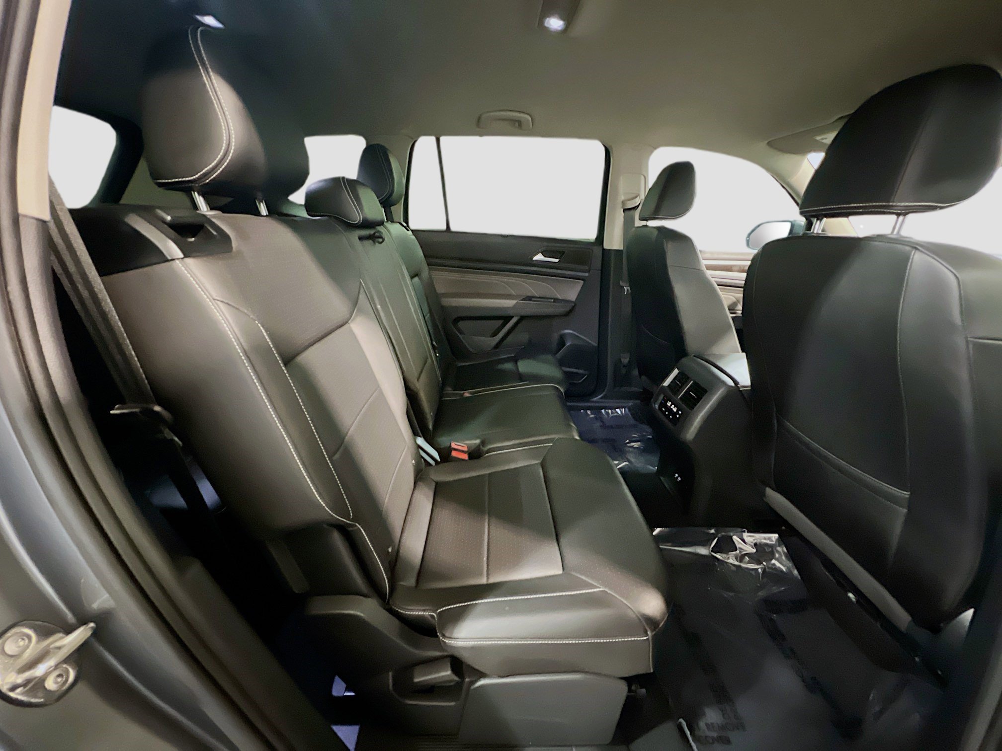Used 2023 Volkswagen Atlas SE FWD image 19