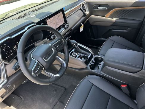 New 2026 GMC Canyon Denali AWD/4WD image 10