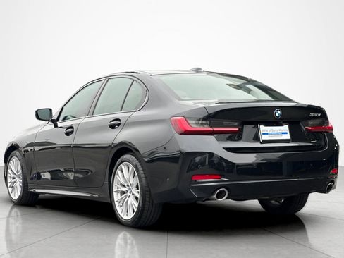 Used 2023 BMW 330i Sedan w/ Premium Package RWD image 3