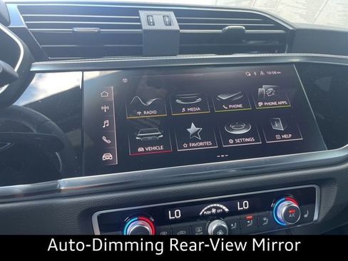 New 2025 Audi Q3 2.0T Premium image 16