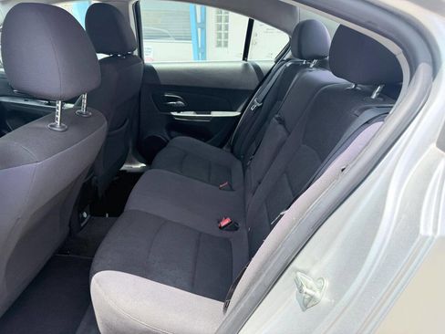 Used 2015 Chevrolet Cruze LT FWD image 15