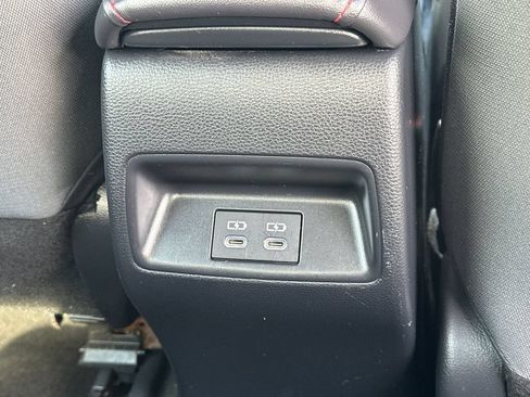 Used 2024 Toyota Corolla SE FWD image 13
