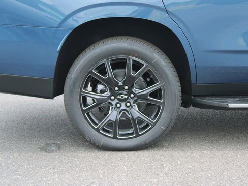 New 2026 Chevrolet Tahoe Premier w/ Sun And Tow Package AWD/4WD image 13