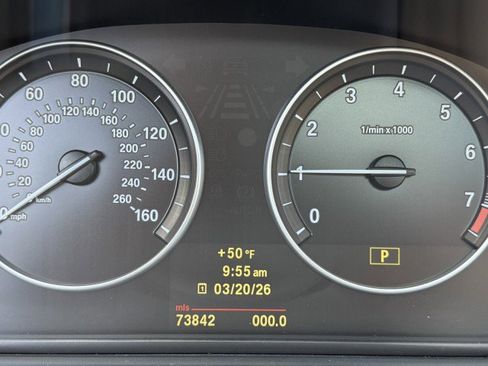 Used 2011 BMW 528i Sedan image 9