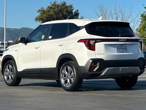 Certified 2026 Kia Seltos LX image 7