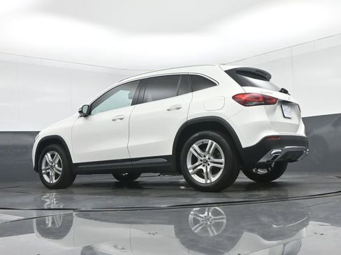 Used 2021 Mercedes-Benz GLA 250 4MATIC image 55