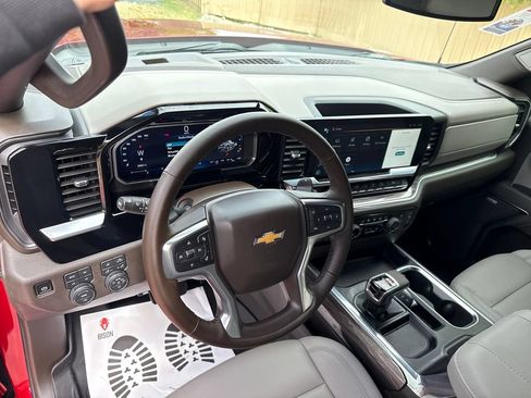 Used 2026 Chevrolet Silverado 1500 LTZ w/ LTZ Convenience Package II AWD/4WD image 14