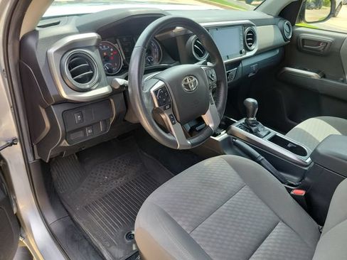 Used 2023 Toyota Tacoma SR5 RWD image 6