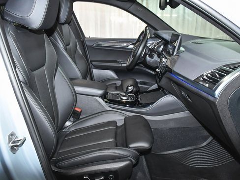 Used 2024 BMW X4 M40i w/ Premium Package image 63