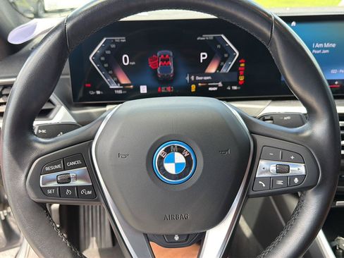 Used 2023 BMW i4 eDrive35 w/ Premium Package RWD image 19