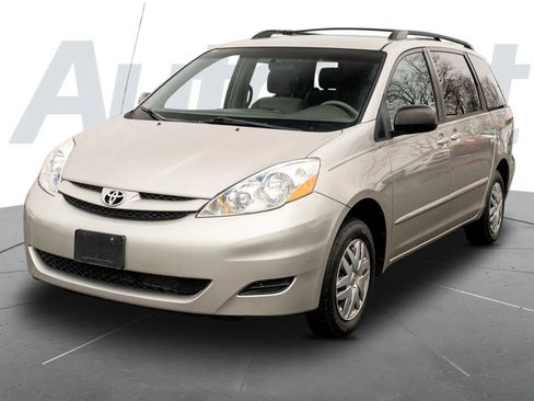 Used 2007 Toyota Sienna LE image 5
