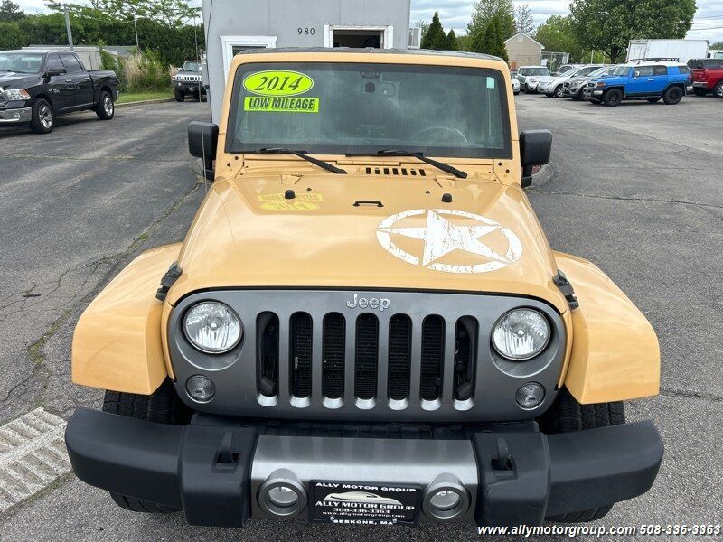 Used 2014 Jeep Wrangler Unlimited Sport AWD/4WD image 9