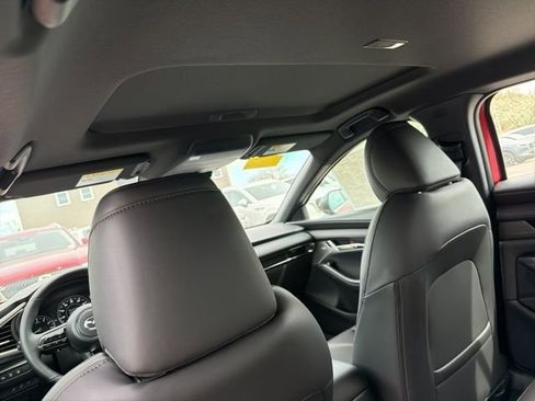 New 2026 MAZDA MAZDA3 Hatchback w/Premium Plus Pkg AWD/4WD image 9