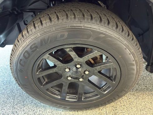 Used 2019 RAM 1500 Classic Warlock image 15