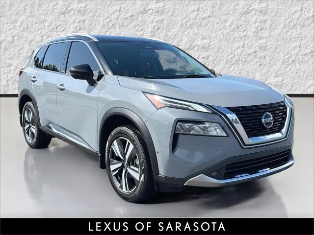 Used 2021 Nissan Rogue Platinum FWD image 1