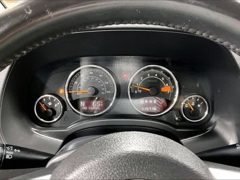 Used 2014 Jeep Compass Limited w/ Sun/Sound Group FWD image 14