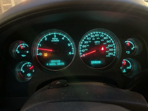 Used 2012 Chevrolet Tahoe LT w/ Luxury Package image 16