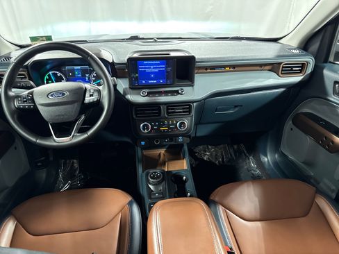 Used 2024 Ford Maverick Lariat FWD image 4