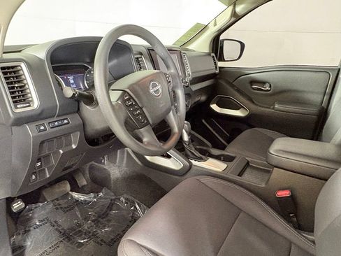 Used 2022 Nissan Frontier SV RWD image 21