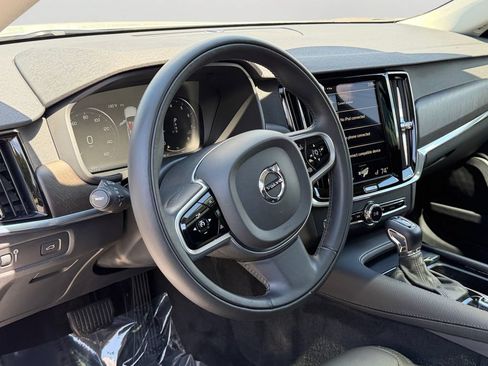 Used 2018 Volvo V90 T5 Cross Country w/ Convenience Package AWD/4WD image 18