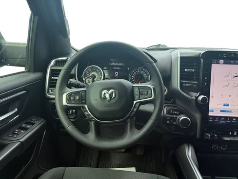 Used 2025 RAM 1500 Big Horn AWD/4WD image 12