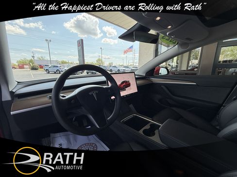 Used 2023 Tesla Model 3 Standard Range image 12