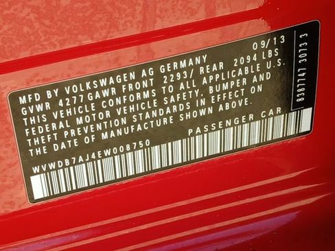 Used 2014 Volkswagen Golf 4-Door FWD image 18