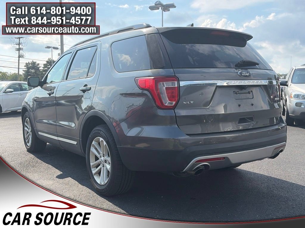 Used 2016 Ford Explorer XLT w/ Equipment Group 201A FWD image 8