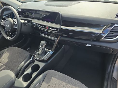 New 2026 Kia Seltos S image 11