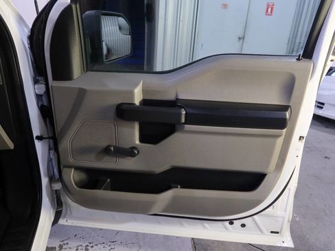 Used 2018 Ford F150 XL image 14