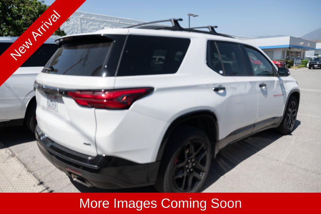Used 2023 Chevrolet Traverse Premier w/ Redline Edition AWD/4WD image 3